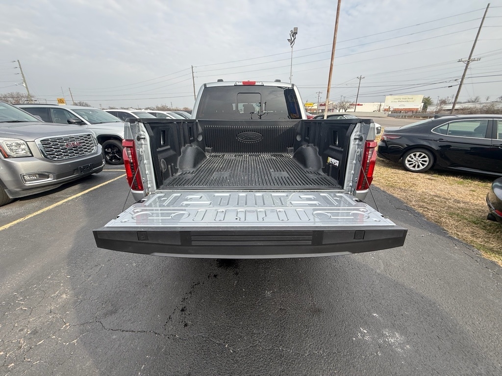 Ford F-150 XLT SuperCrew 4WD 2024