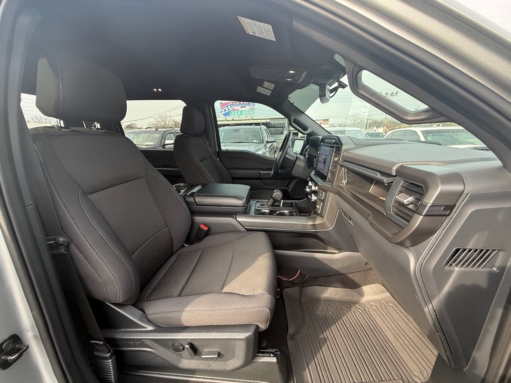 Ford F-150 XLT SuperCrew 4WD 2024