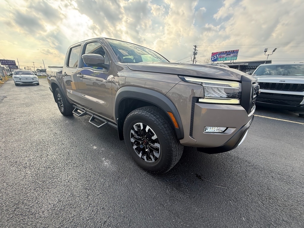 Nissan Frontier PRO-4X Crew Cab 4WD 2023