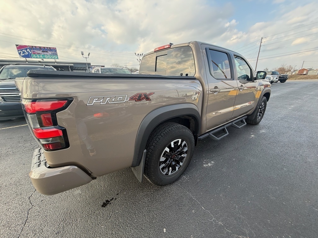 Nissan Frontier PRO-4X Crew Cab 4WD 2023