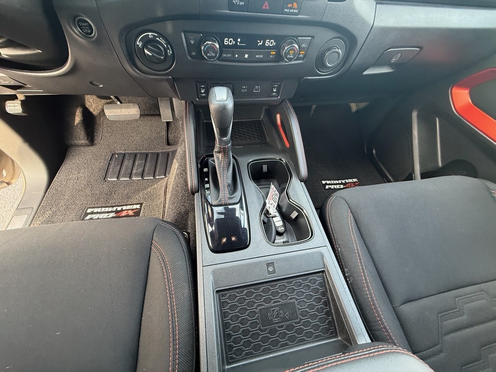 Nissan Frontier PRO-4X Crew Cab 4WD 2023