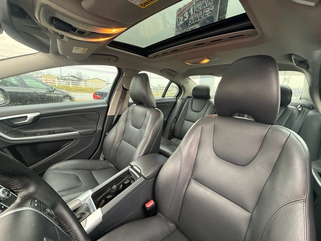 Volvo S60 T5 Drive-E Premier FWD 2016