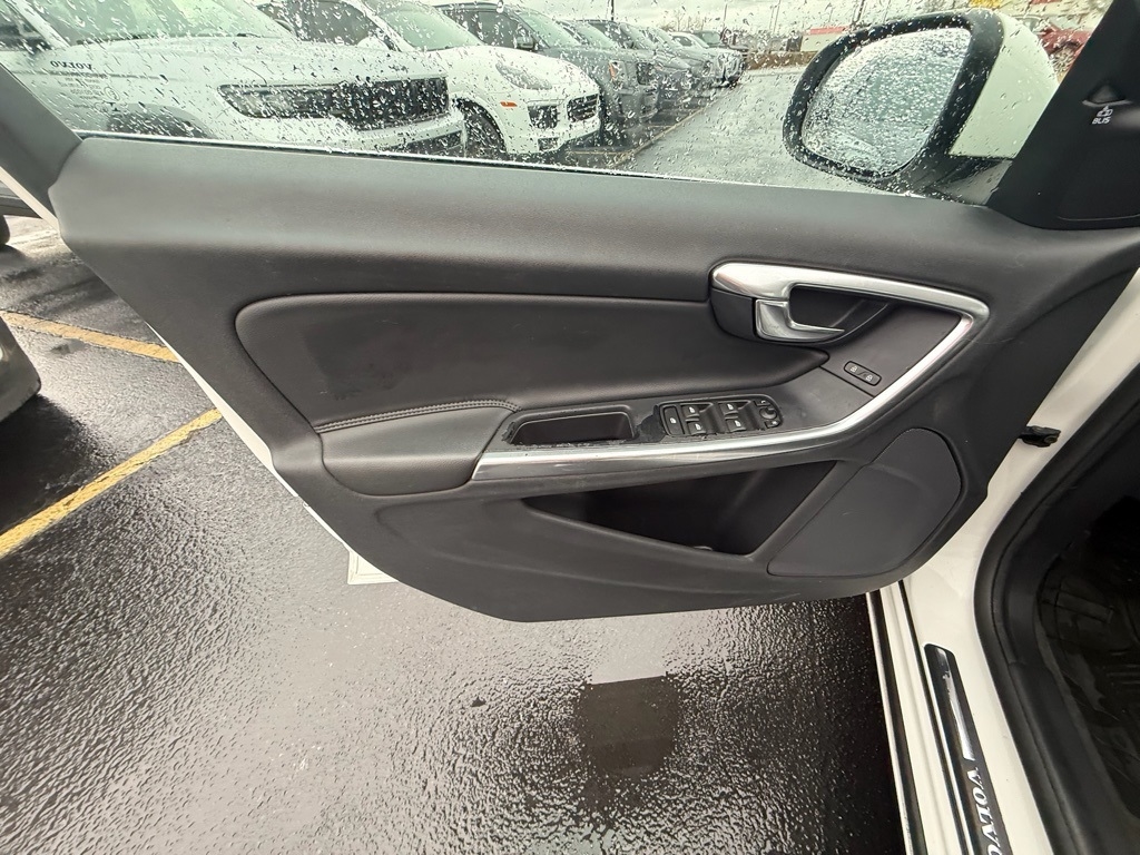 Volvo S60 T5 Drive-E Premier FWD 2016