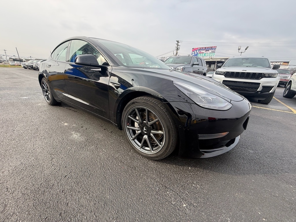 Tesla Model 3 Standard Range Plus 2022