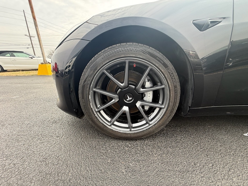Tesla Model 3 Standard Range Plus 2022