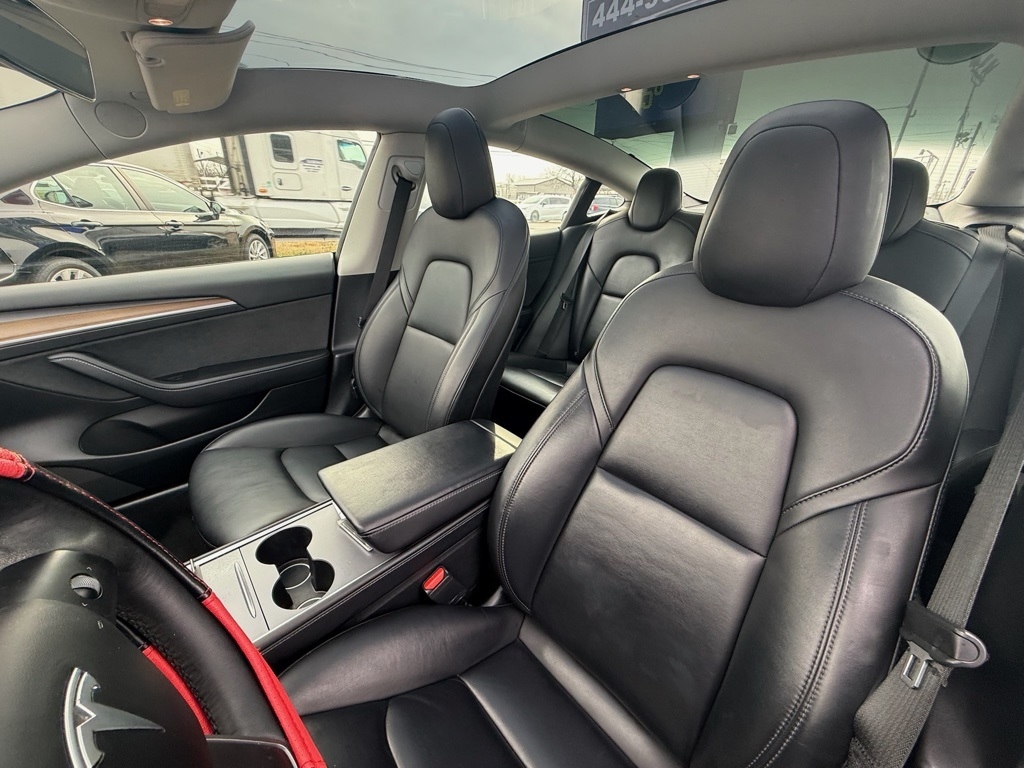 Tesla Model 3 Standard Range Plus 2022