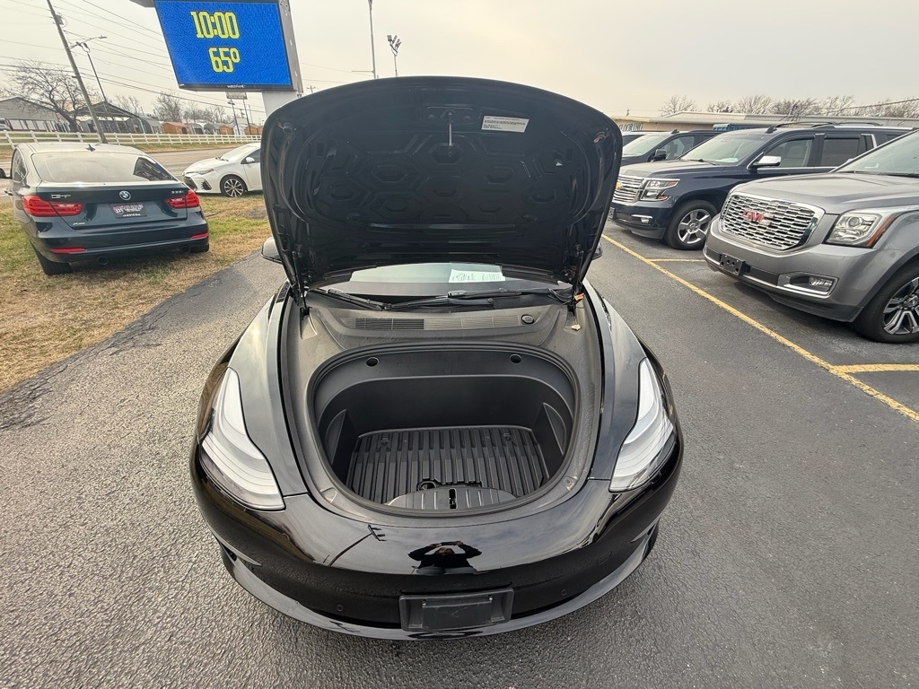 Tesla Model 3 Standard Range Plus 2022