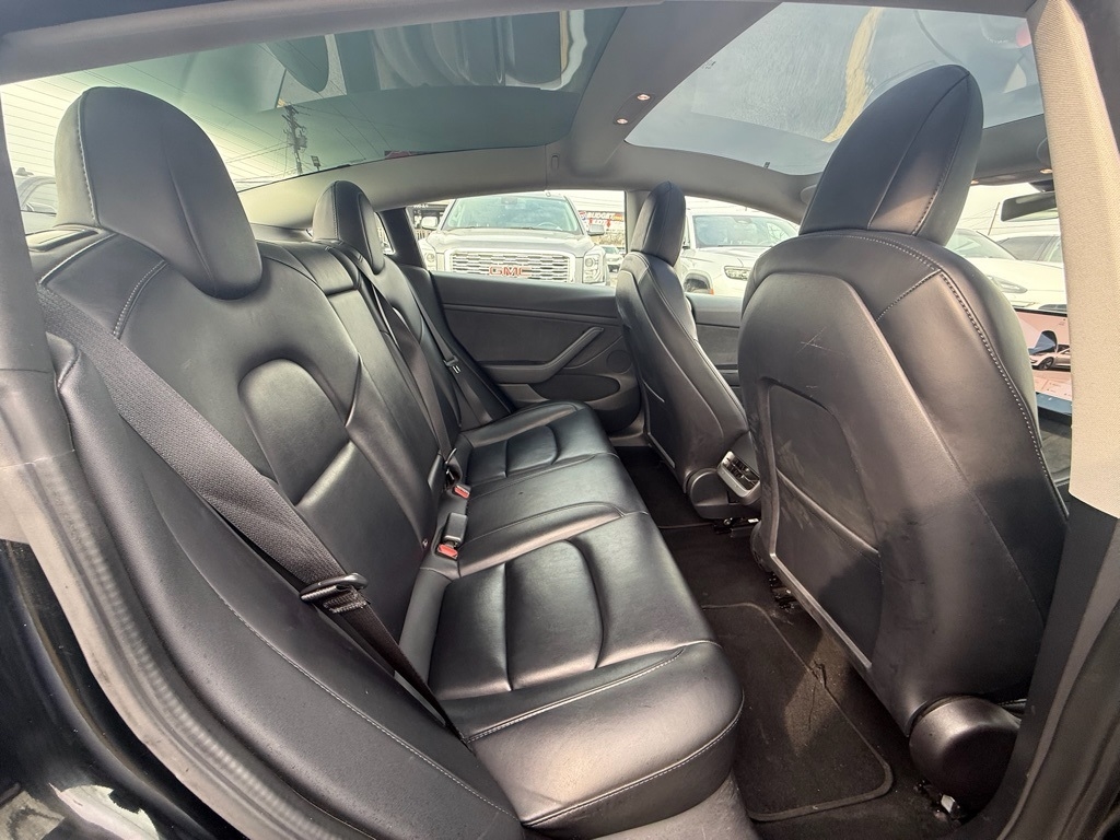 Tesla Model 3 Standard Range Plus 2022