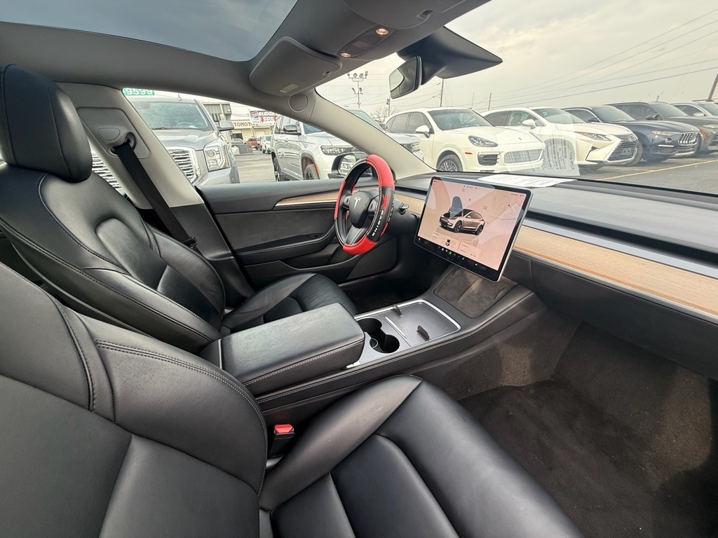 Tesla Model 3 Standard Range Plus 2022