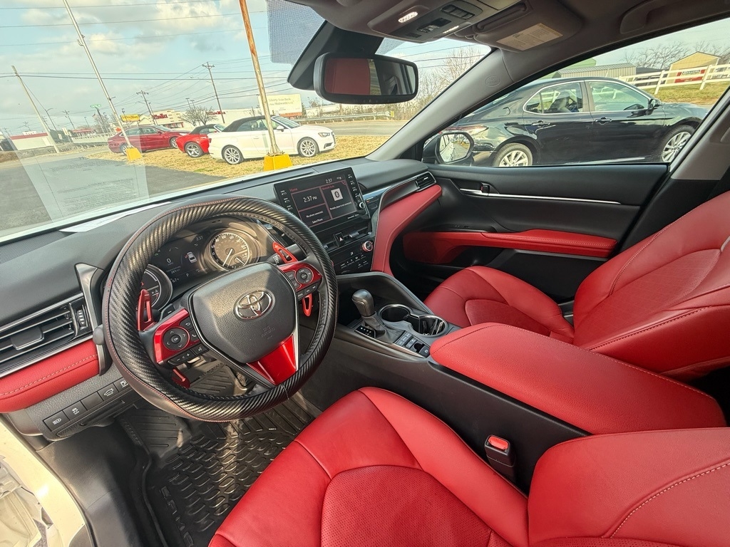 Toyota Camry Hybrid XSE 2021