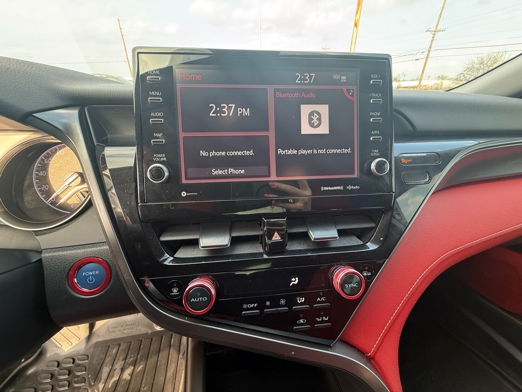 Toyota Camry Hybrid XSE 2021