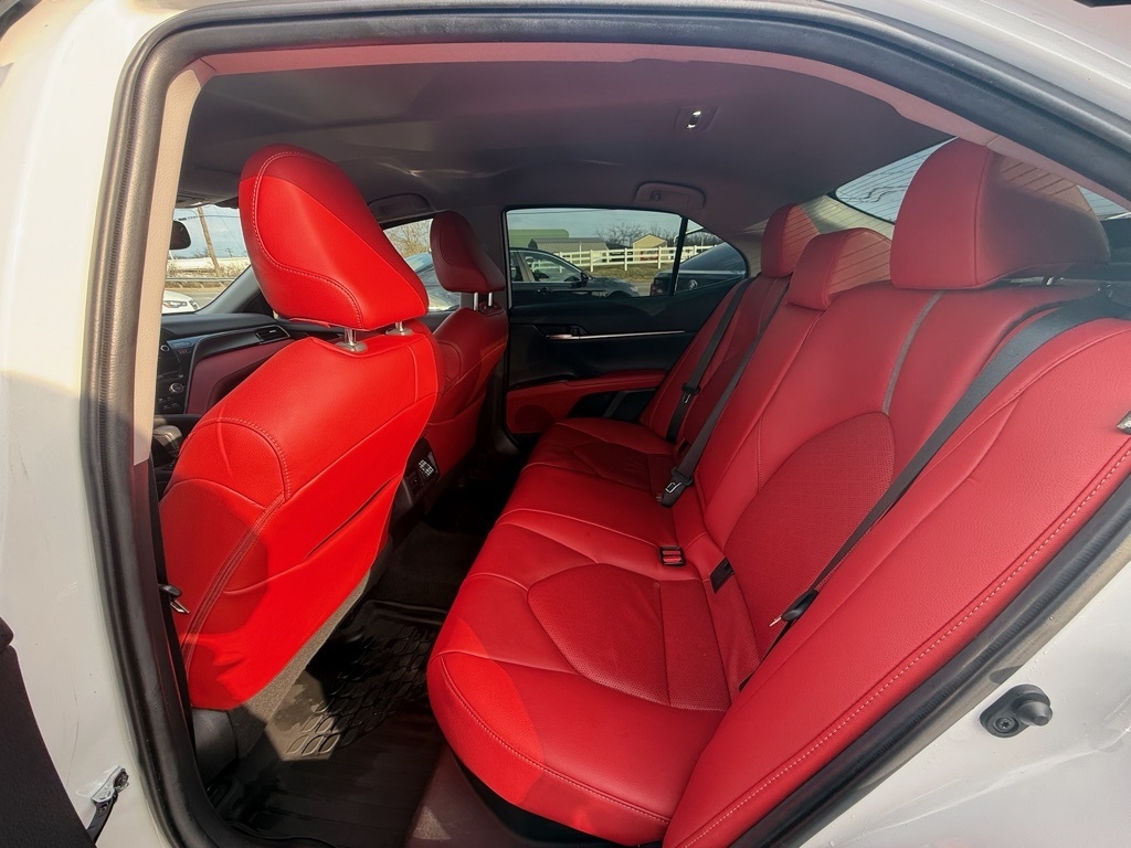 Toyota Camry Hybrid XSE 2021