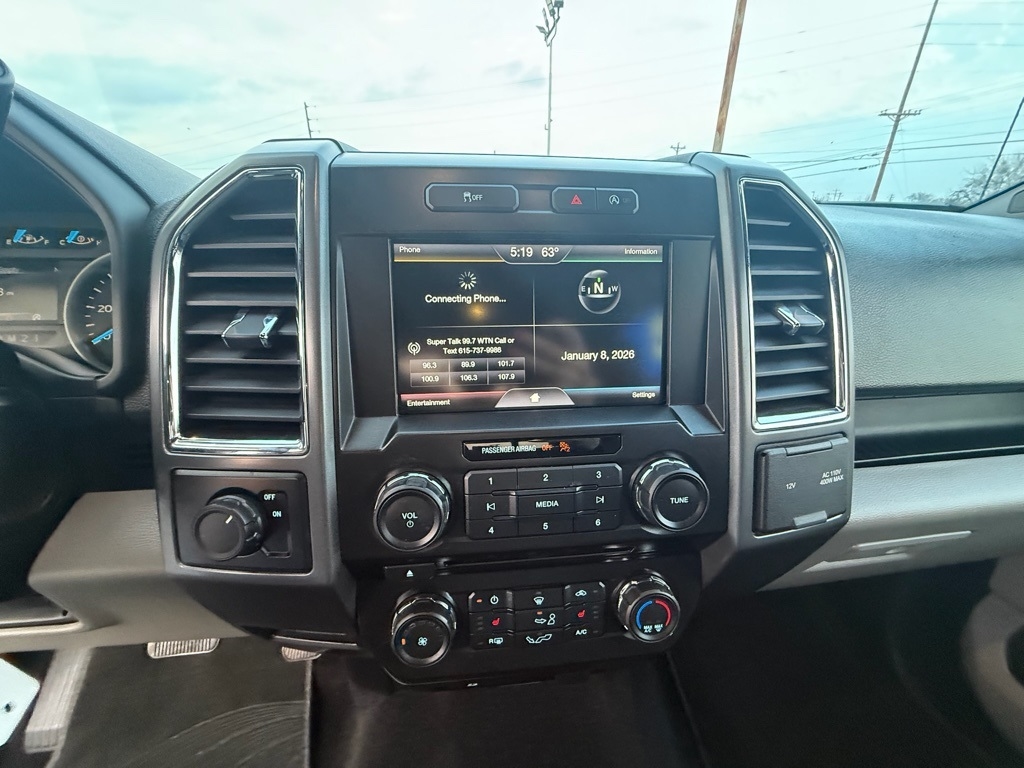 Ford F-150 XLT SuperCrew 5.5-ft. Bed 2WD 2015