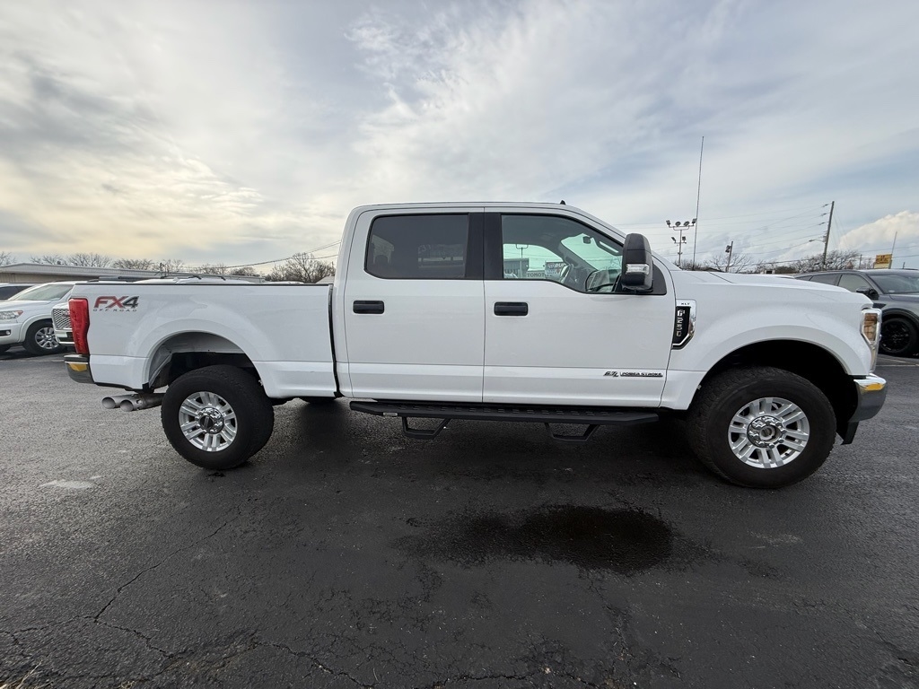 Ford F-250 SD XLT Crew Cab 4WD 2019