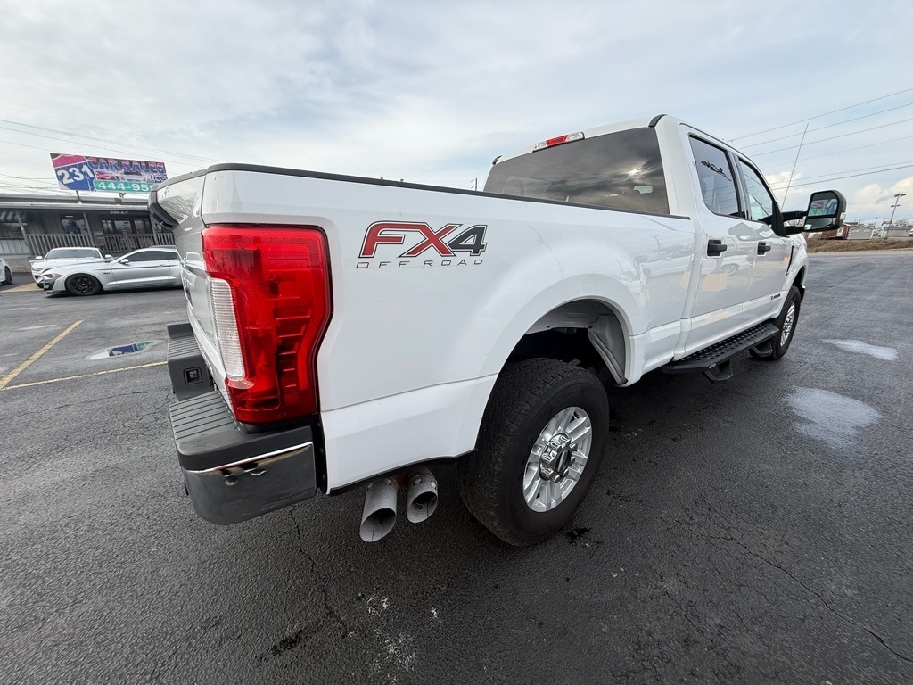 Ford F-250 SD XLT Crew Cab 4WD 2019