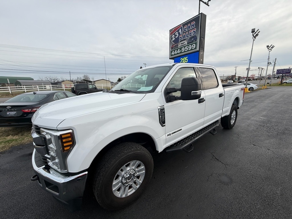 Ford F-250 SD XLT Crew Cab 4WD 2019