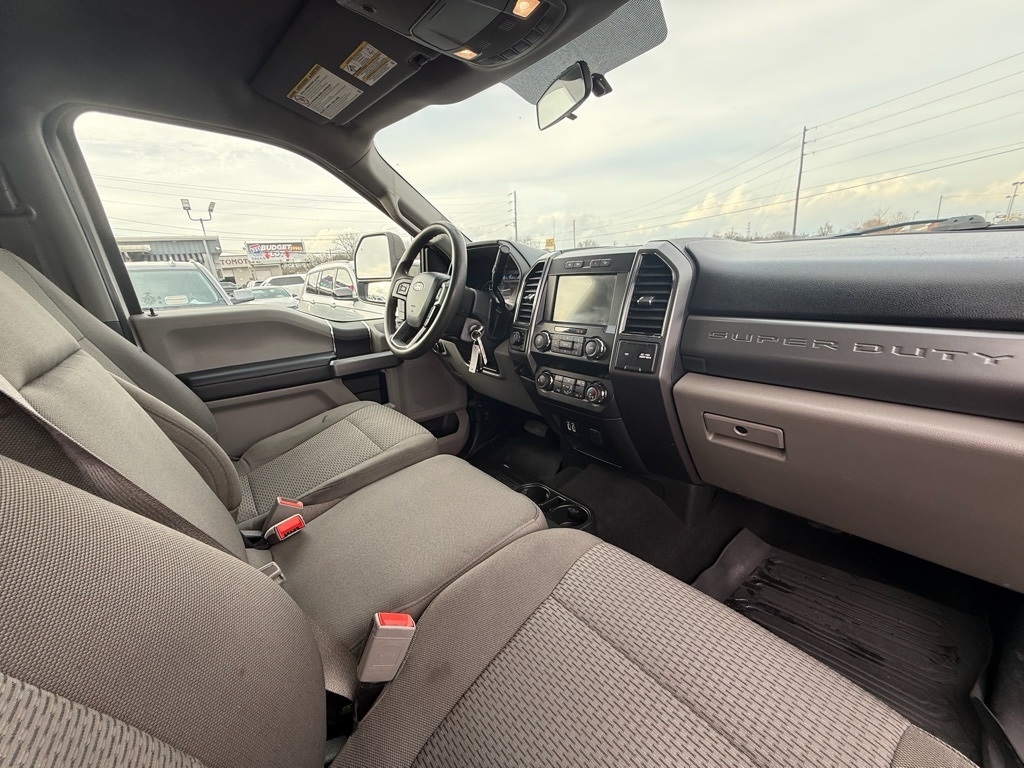 Ford F-250 SD XLT Crew Cab 4WD 2019