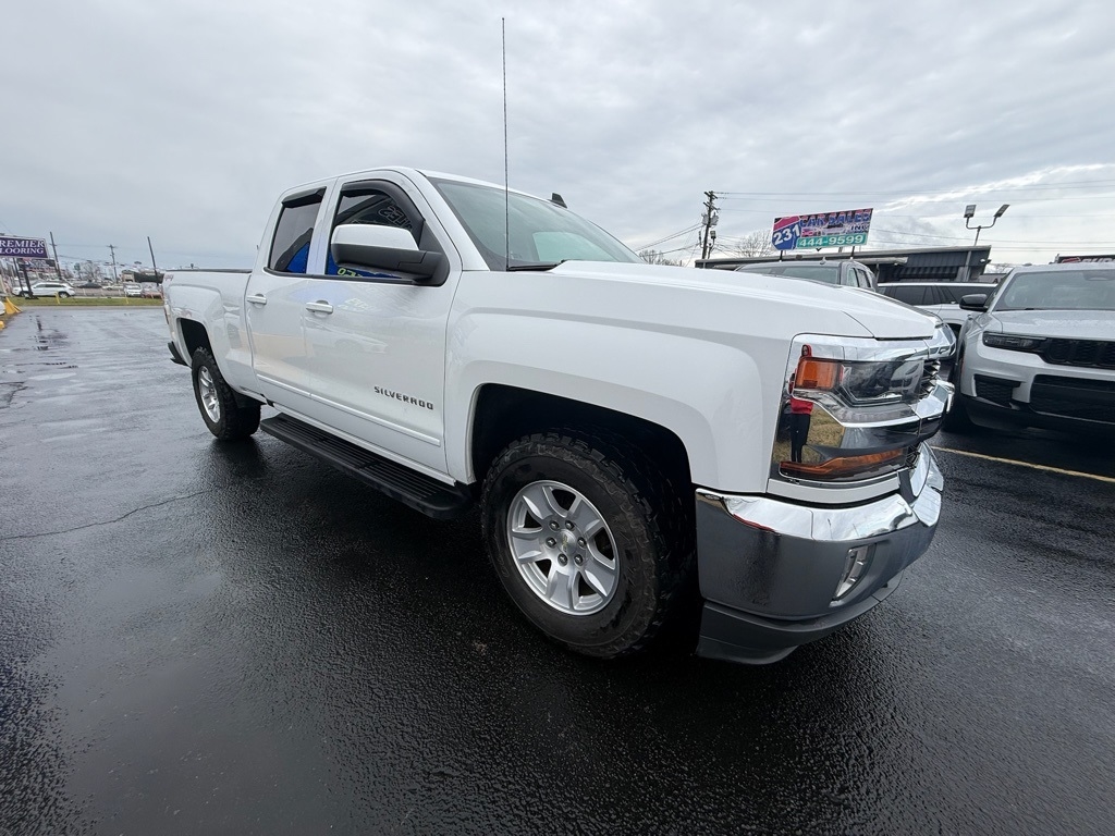 Chevrolet Silverado 1500 LT Double Cab 4WD 2017