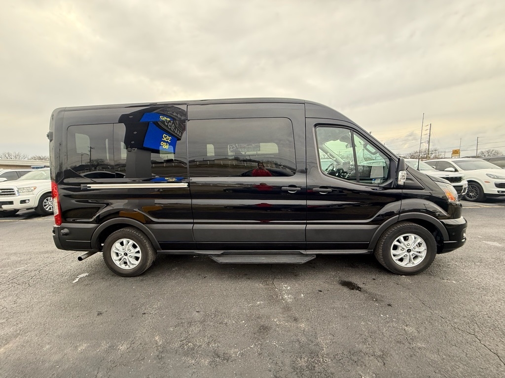 Ford Transit 350 Wagon Med. Roof XL w/Sliding Pass. 148-in. WB 2024