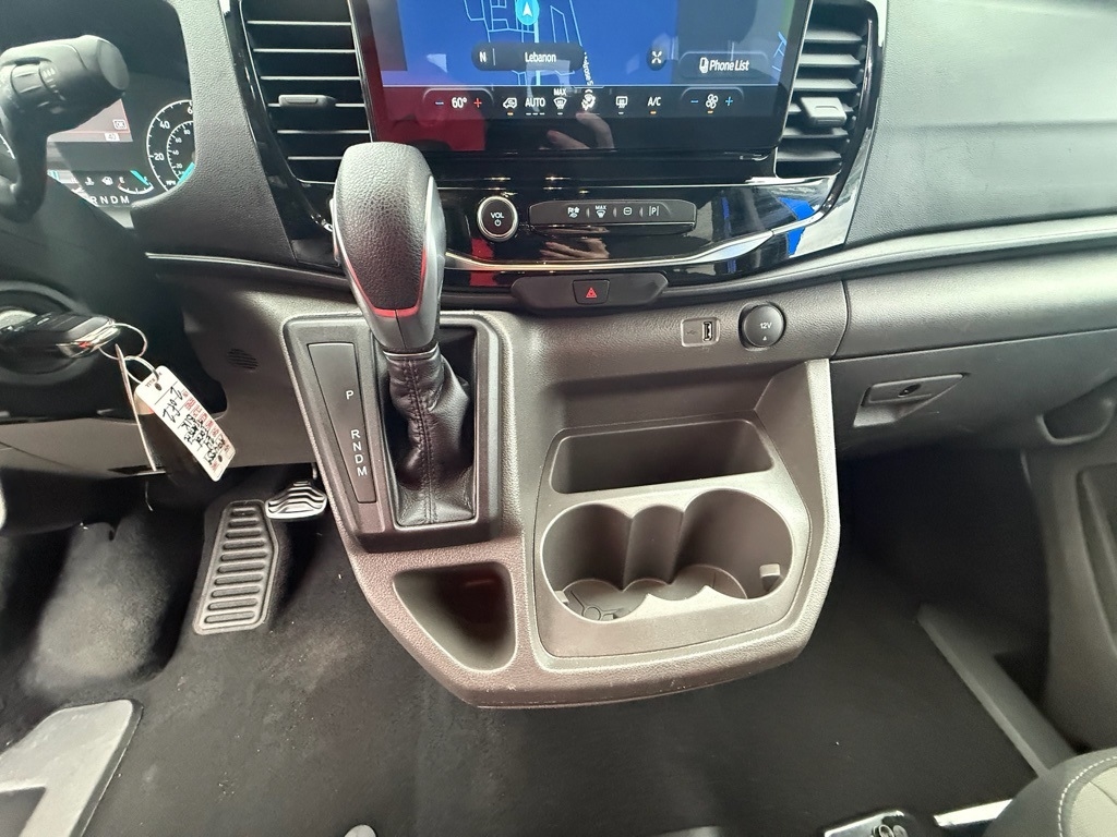 Ford Transit 350 Wagon Med. Roof XL w/Sliding Pass. 148-in. WB 2024