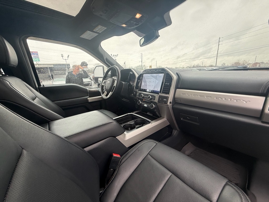 Ford F-350 SD King Ranch Crew Cab Long Bed 4WD 2022