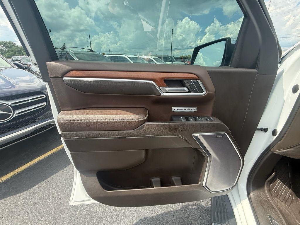 GMC Sierra 1500 Denali Crew Cab Short Box 4WD 2022