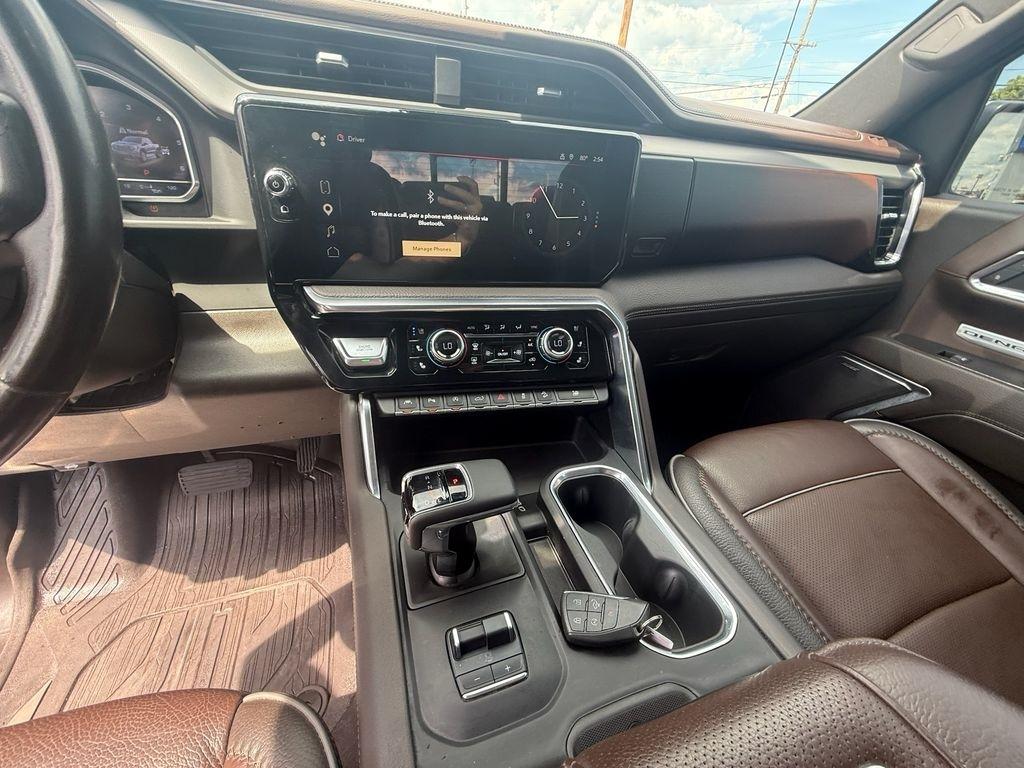 GMC Sierra 1500 Denali Crew Cab Short Box 4WD 2022