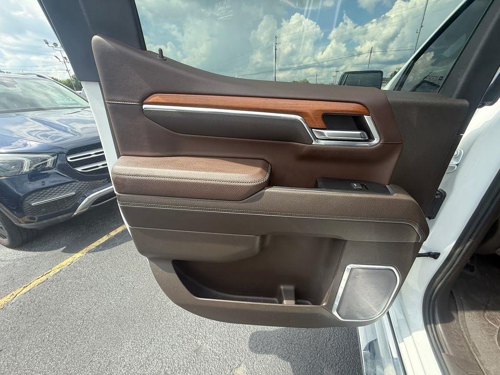 GMC Sierra 1500 Denali Crew Cab Short Box 4WD 2022