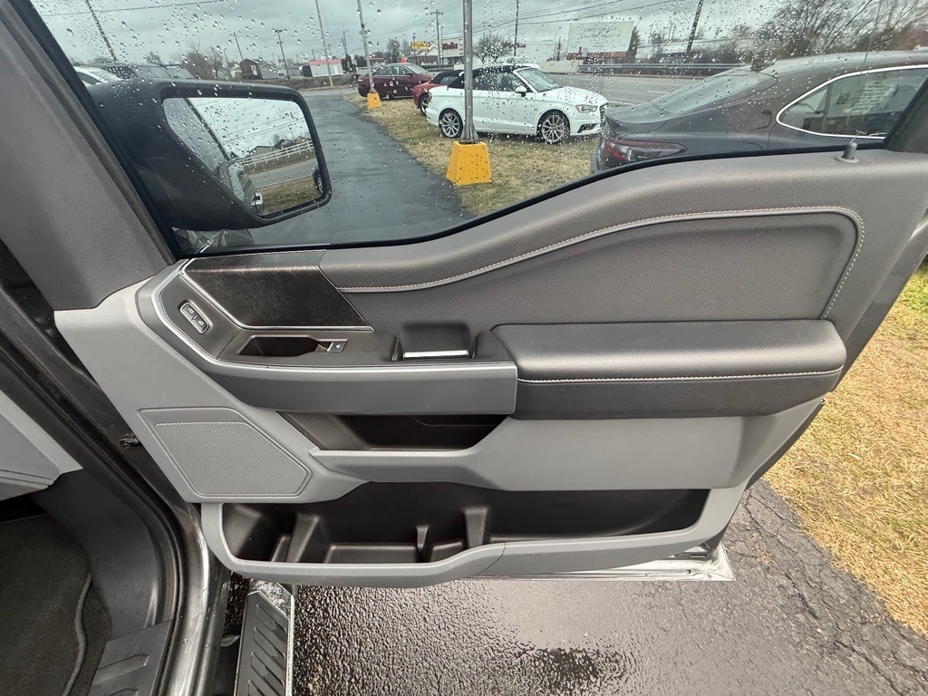 Ford F-150 XLT SuperCrew 5.5-ft. Bed 4WD 2022