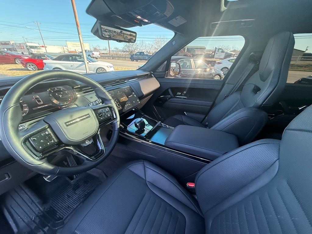 Land Rover Range Rover Sport P635 SV Edition One w/Carbon Bronze Paint 2024