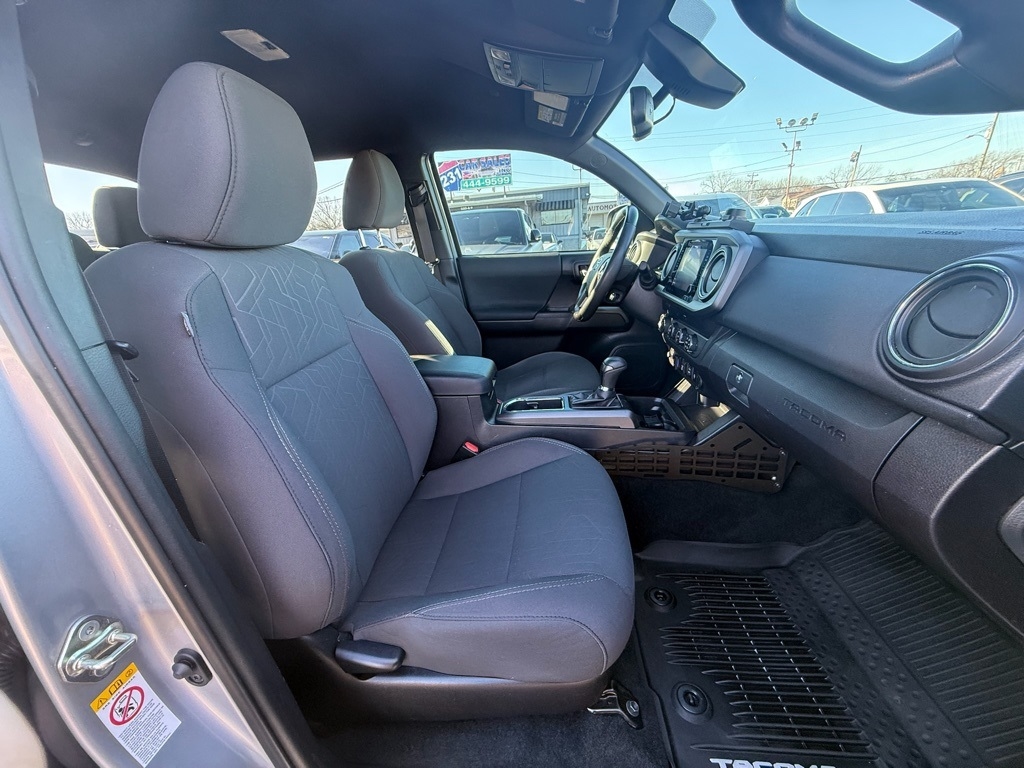 Toyota Tacoma SR5 Double Cab Long Bed V6 6AT 4WD 2019