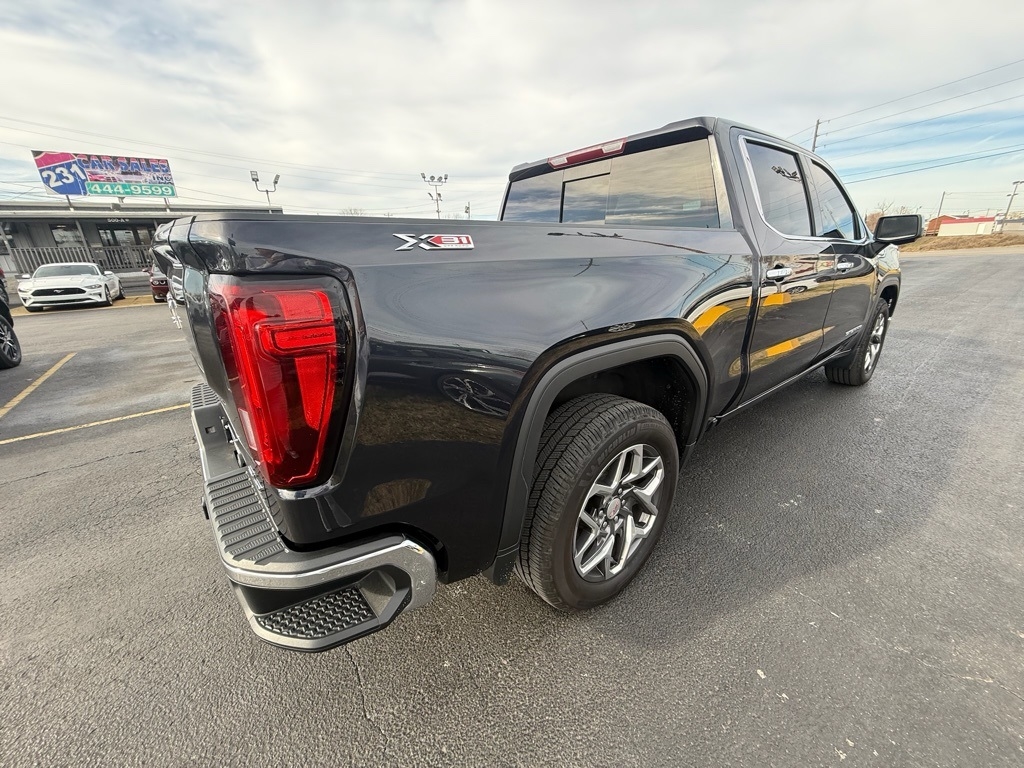 GMC Sierra 1500 SLT Crew Cab 4WD 2023