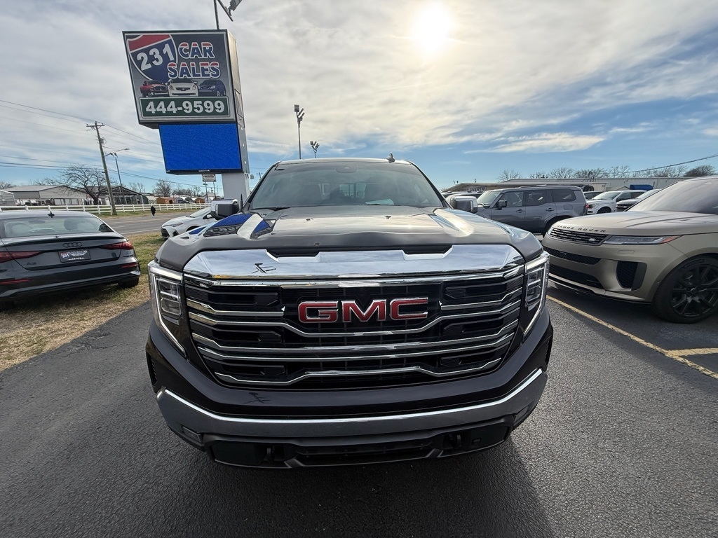 GMC Sierra 1500 SLT Crew Cab 4WD 2023