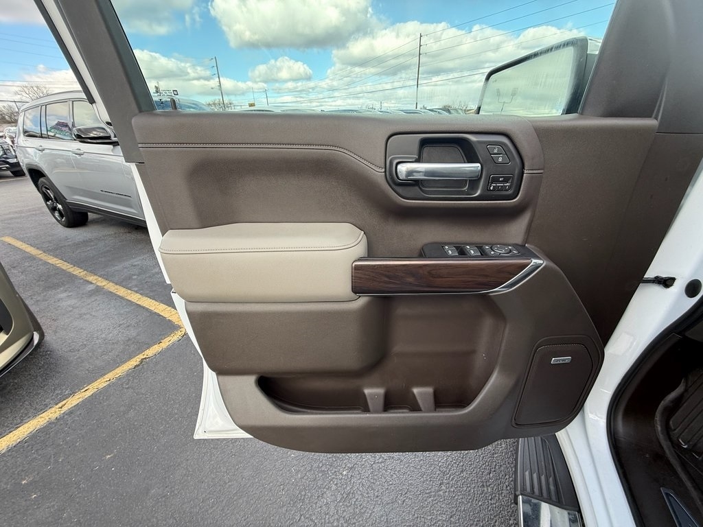 GMC Sierra 1500 SLT Crew Cab Long Box 4WD 2020