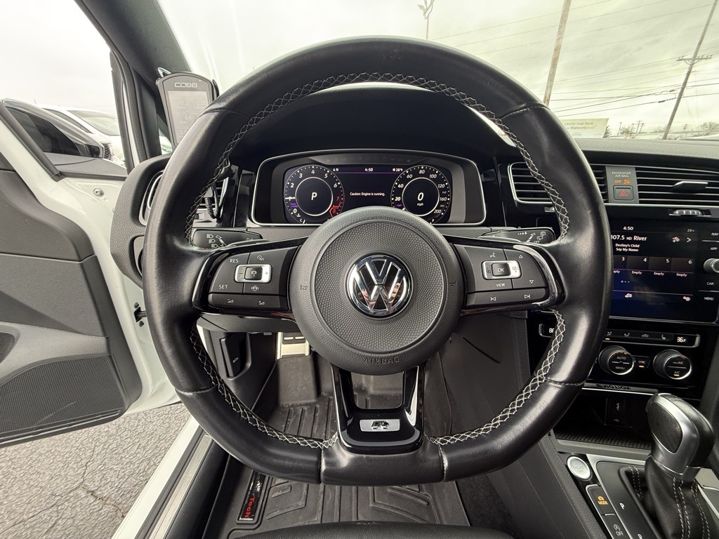 Volkswagen Golf R DCS and Navigation 7A 2019
