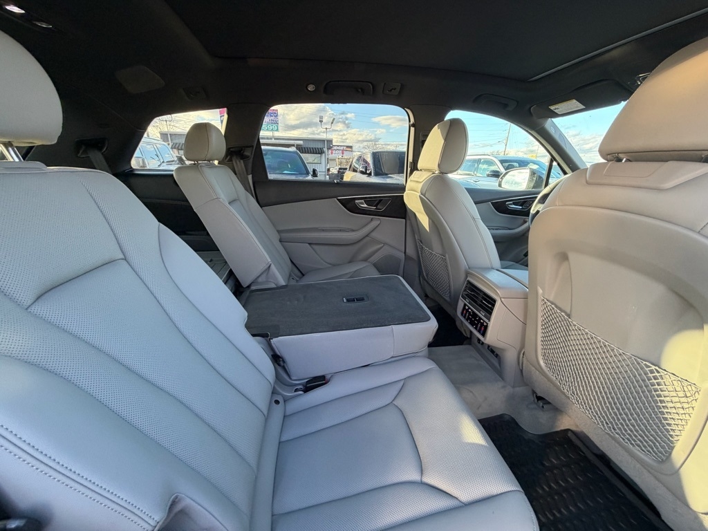 Audi Q7 Premium Plus 55 TFSI quattro 2023