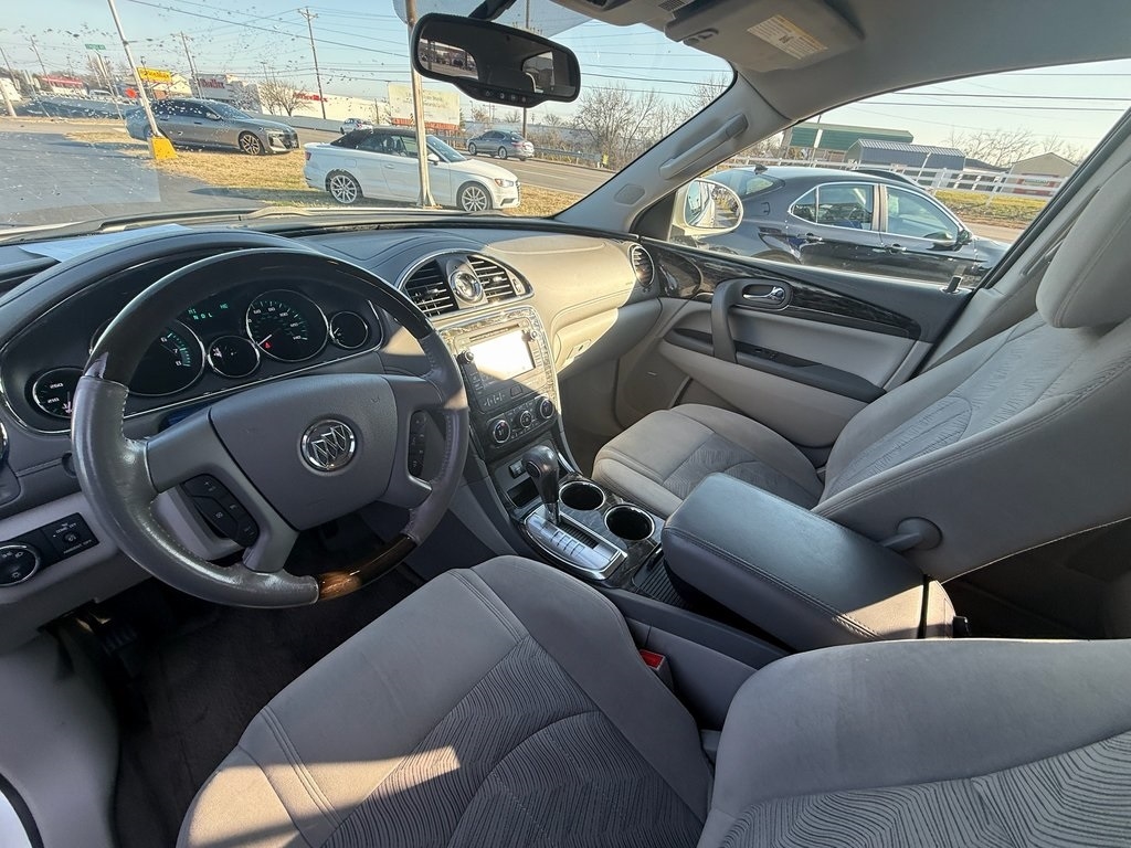 Buick Enclave Convenience FWD 2013