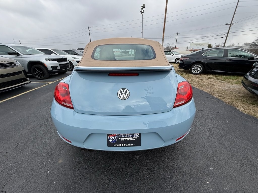 Volkswagen Beetle 2.5L Convertible 2013