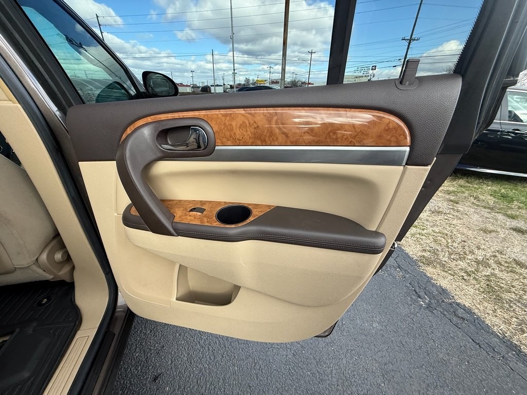 Buick Enclave CX FWD 2009