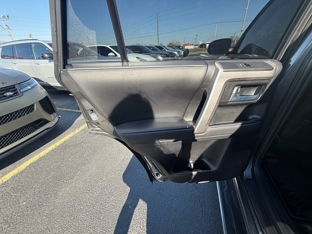 Toyota 4Runner TRD Sport 4WD 2023