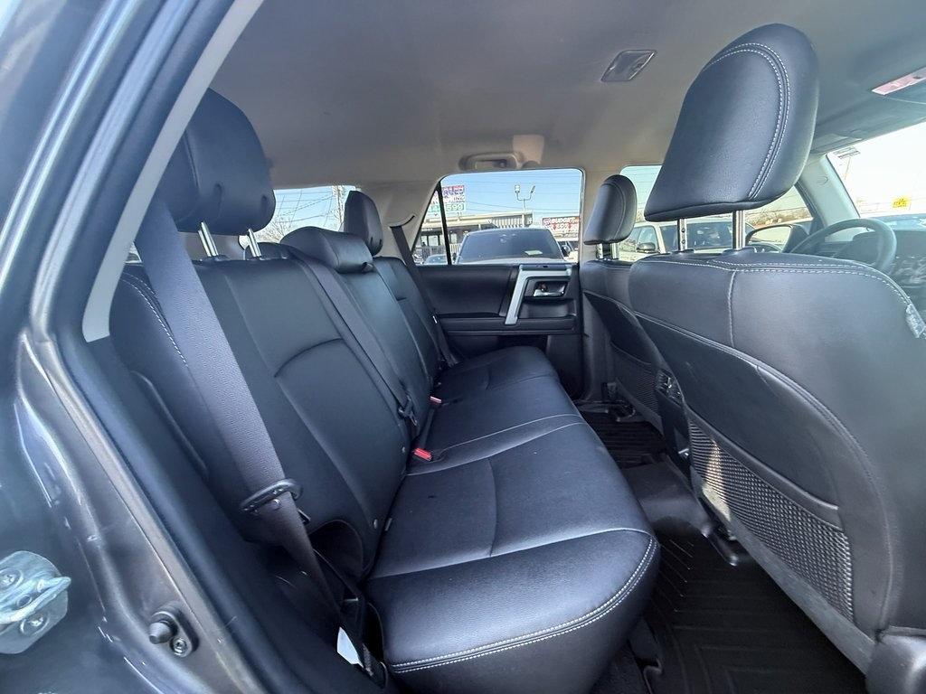 Toyota 4Runner TRD Sport 4WD 2023