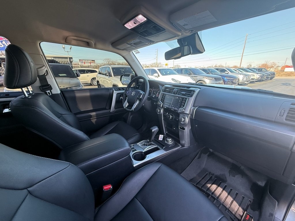 Toyota 4Runner TRD Sport 4WD 2023