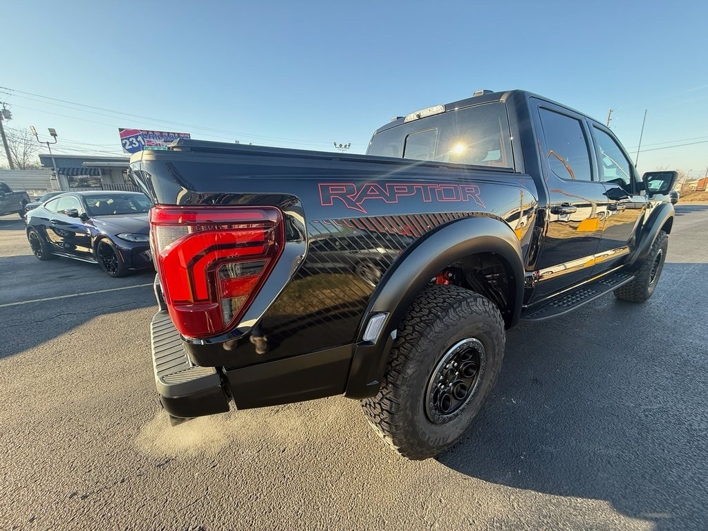 Ford F-150 Raptor SuperCrew 4WD 2025