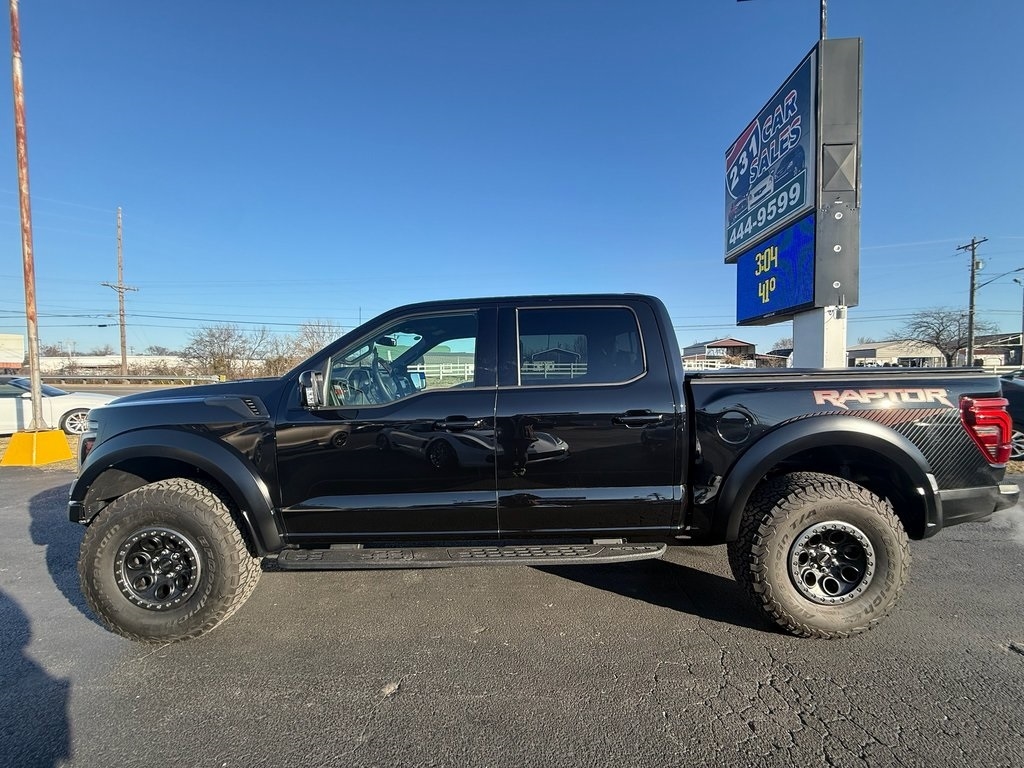 Ford F-150 Raptor SuperCrew 4WD 2025