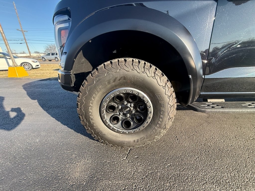 Ford F-150 Raptor SuperCrew 4WD 2025