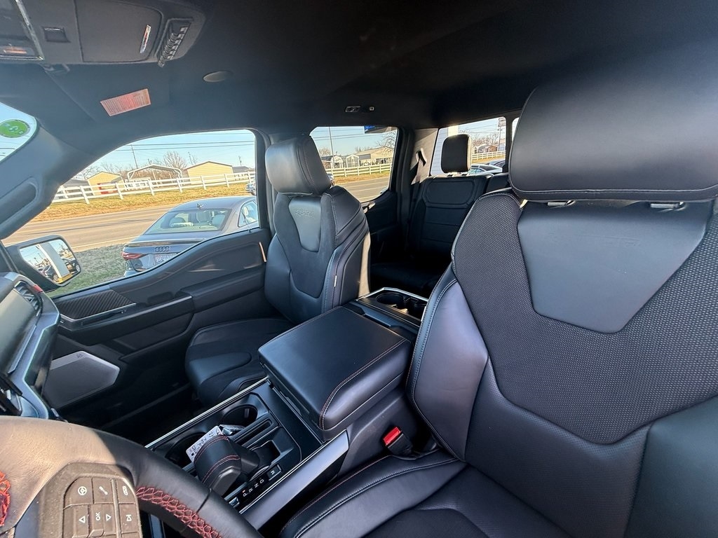 Ford F-150 Raptor SuperCrew 4WD 2025