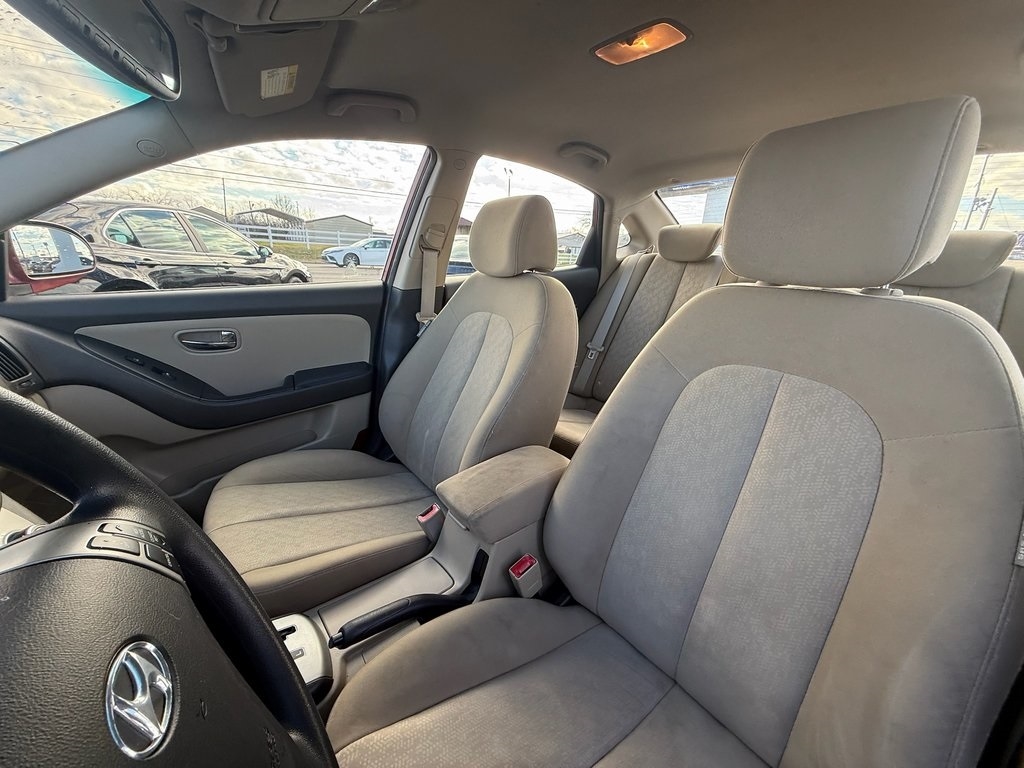 Hyundai Elantra GLS 2010