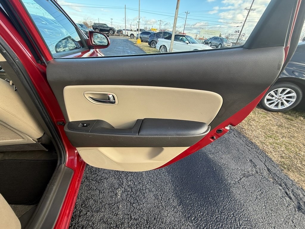 Hyundai Elantra GLS 2010