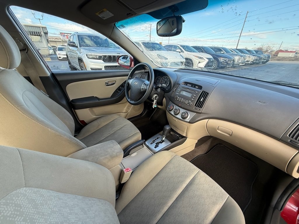 Hyundai Elantra GLS 2010