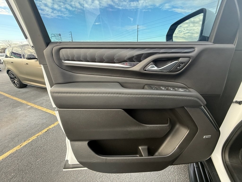 GMC Yukon XL Denali 4WD 2022